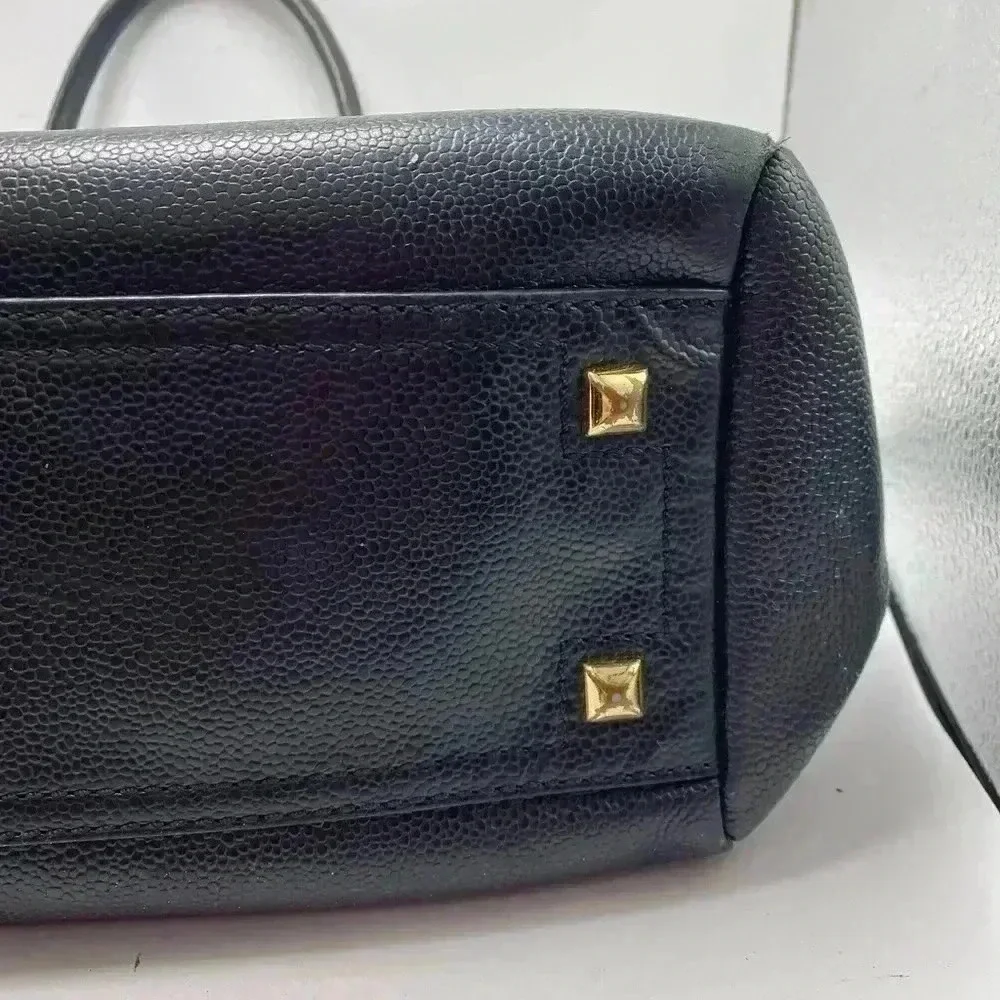 Henri Bendel Carlyle Tote Black Pebbled Leather Purse Shoulder Bag Purple Satin
